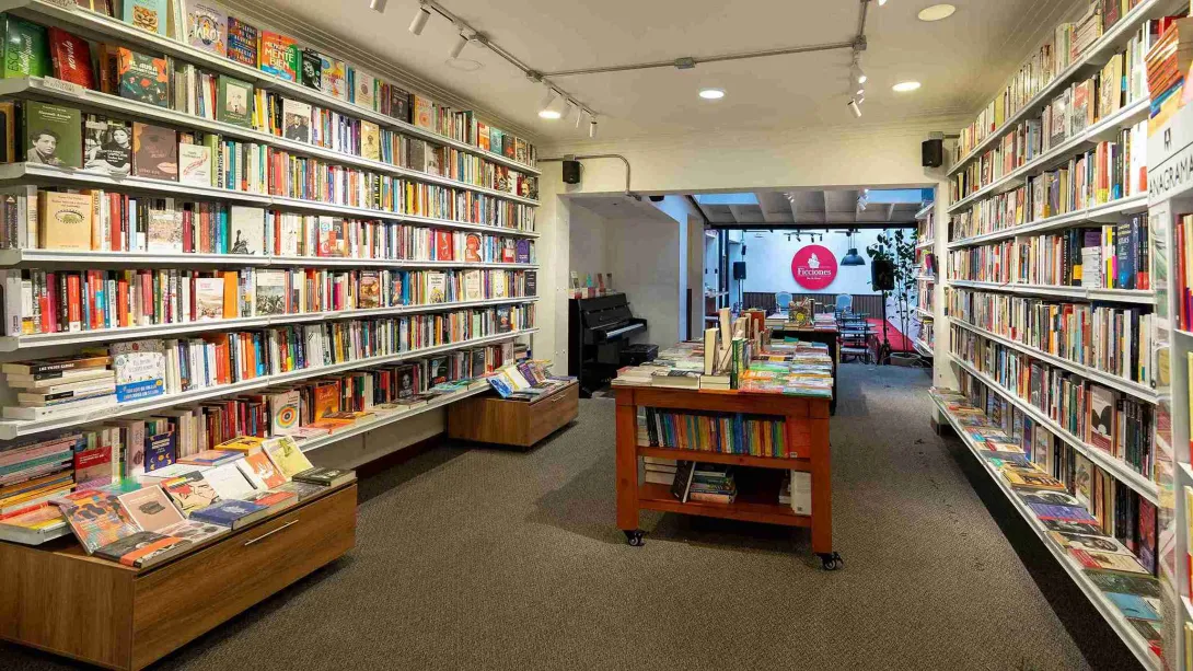 Ficciones Bar de Libros